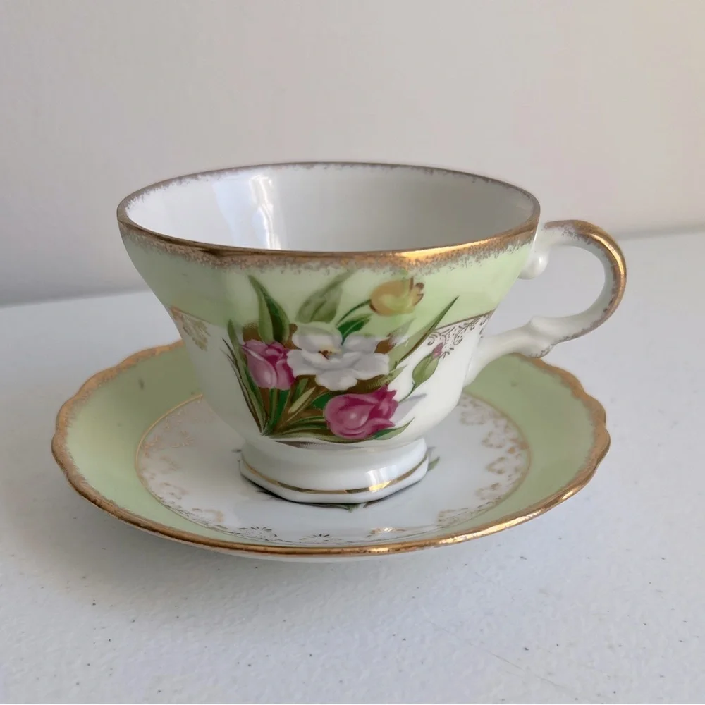 Norleans Japan Floral Teacup & Saucer Set